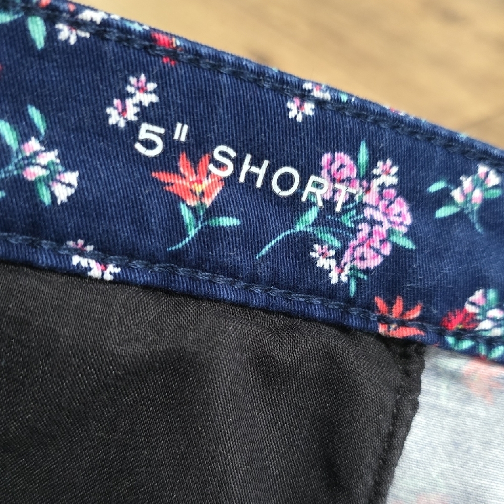 St. John's Bay Black High Waist Shorts - Picture 7 of 14